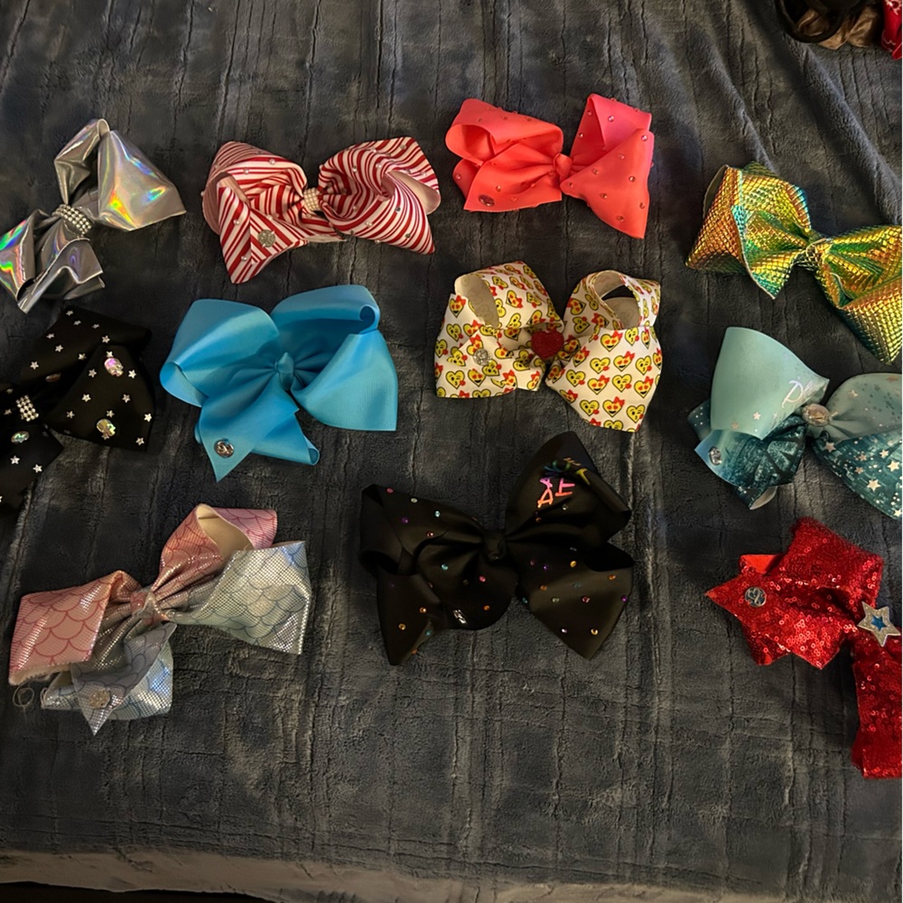 JOJO SIWA BOW COLLECTION